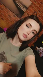 Public od BeatrixxAndLiam  3 snímek