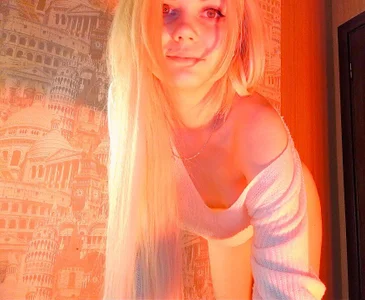 Teasing_Molly's photo