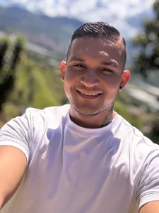 Marco_Vega sunny days🌞 Pic 3