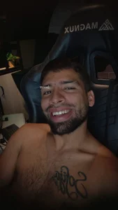 MyStrongSubmissive😏 Bild 2