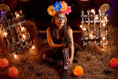 mature_bigass__ HELLOWEEN 🎃 Pic 3