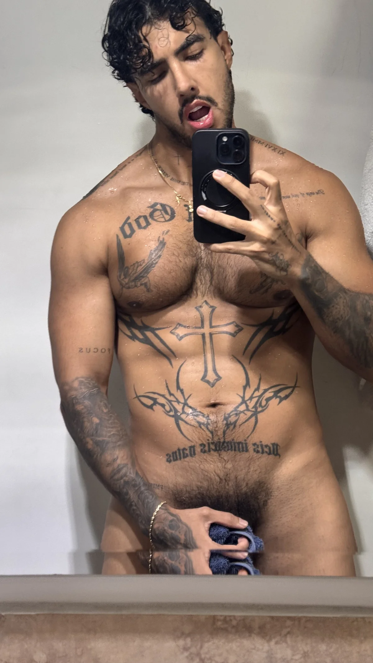 JACOB_MARTINS 님의 트렌드 중인 사진  4945개