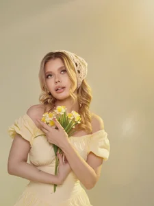 FollowLovee Public  5. fénykép