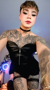 freya_goddes_: I AM YOURS OR YOURS OHHH IT DOES NOT MATTER🥴💦 ( 3 фото)