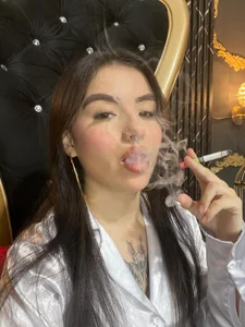 isabella_hv Public Pic 3