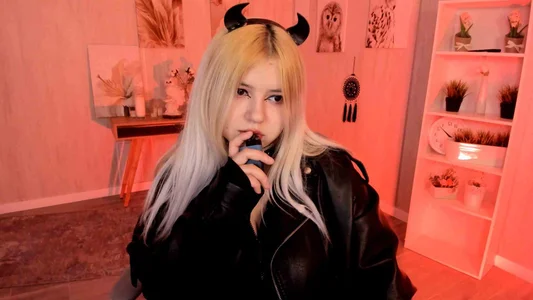 DiaAngell BIG BOSS Pic 5