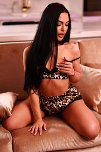 SashaLorrenz Teasing you 🥵 Foto 4