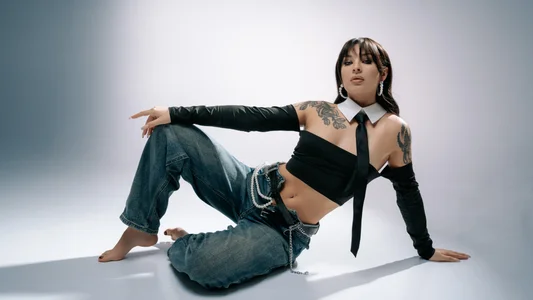 AlexandraBloom Dark Elegance Pic 6