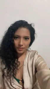 Divya888 Public Foto 2