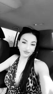 Eastern_latinas's boom Sex Photo 1