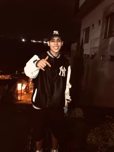 Raven_Cox Public Poză 6