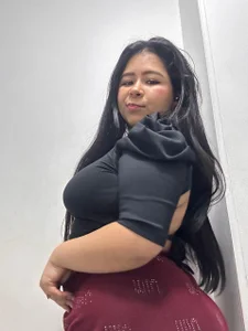 AriaMoonnn 🥵💘💋  3টি ছবি