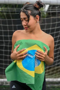 Samantha_gyatt living the football world cup صورة واحدة|Samantha_gyatt living the football world cup صورتان|Samantha_gyatt living the football world cup  8 صور|Samantha_gyatt living the football world cup  8 صورة