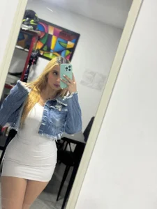 Aliss_Taylor1 Public Bilde 2