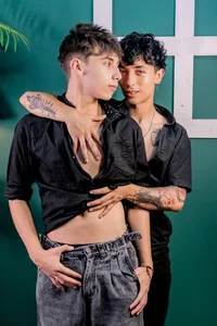Aiden_Rivers_ kullanıcısının lovers albümü -  6 fotoğraf