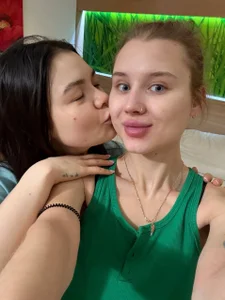 Public de BertaForth  2 photos