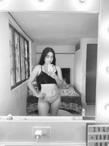 lana_grenville Public Pic 2