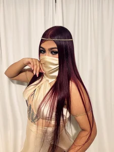 AyshaGhulam1 Public slika 4