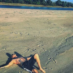 Public de HardAlready  4 Imagens