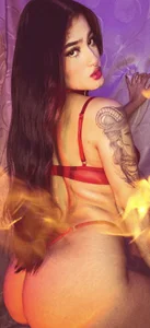 charlotte_9999 🫨 Pic 3