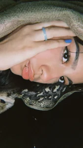 Kalyra_17 Public Pic