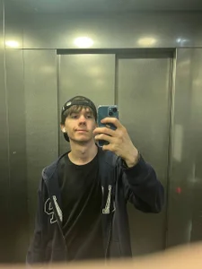 Jeremy1Scott: Public ( 4 фото)