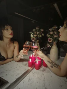 Crave me de XynthiaHS  5 Imagens