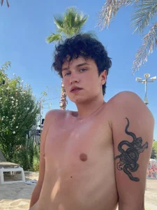 Ethanaox ＼(￣▽￣)／ . fénykép