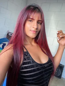 Xiomy_Rose Xiiomyy ❤️ - {count, plural, one {תמונה אחת} two {שתי תמונות} many {# תמונות} other {# תמונות}}