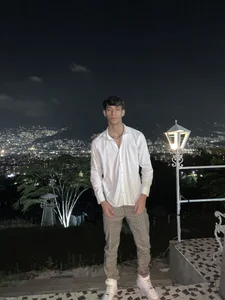 Josep_Davies Public 사진 2