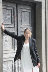 SofieBloom try to catch me Pic 5