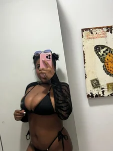 BlakmillerrGilson Sexy Pic