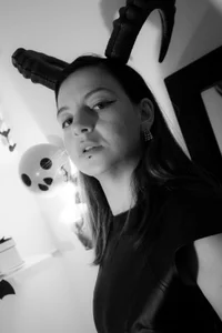 Ariana_blondeの🔥 Too hot to handle, too tempting to ignore.の 3枚の写真