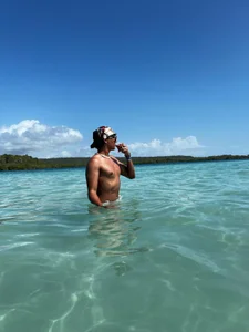 Leo_Savage_ Public Poză