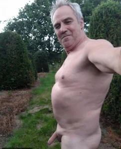 sexbink Nude outside Foto