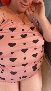 BustyRedxx: Public ( 2 фото)