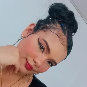 Emily_Rouse23 Public Pic 6