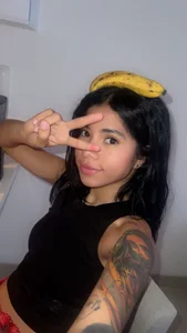 were-Naughty Public 圖片