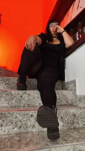 Red Reign, A Queen’s Dangerous Side😈🔥
