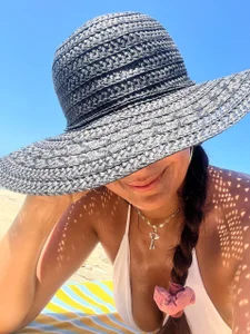 Swetisabella01 Heat does not only come from the weather🌞 Pic 7