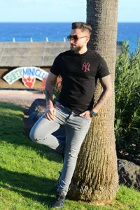 MightyAaron66 Public Hình