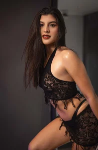 With or without skirt? od aria_greco  6 snímek