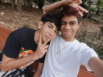 peakk_twiinns casual photoss Pic 8