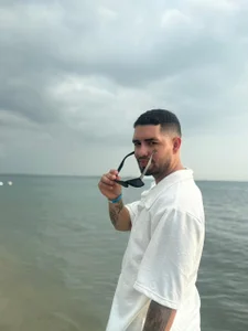 Beach Time 🏝️🌞 de matteosantos  4 photos