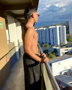 Let me see 🌄 od AxelBlaze_  snímek