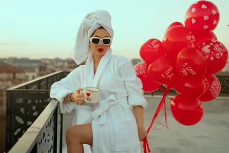 OliviaHawn: want to be my valentine? ( фото)