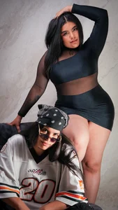 Mia_and_lexy Public Εικόνα