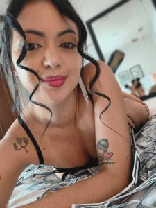 LeilaSaenzz sexy for you 🔥  2টি ছবি