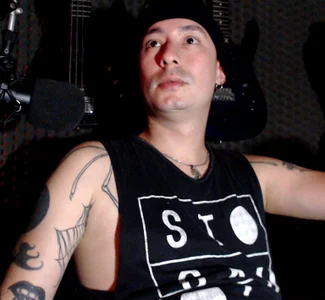 Zdjęcia vampireathome Public:  5