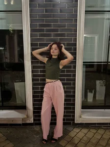 Lola_SweetGlow A few photos for you. - {count, plural, one {תמונה אחת} two {שתי תמונות} many {# תמונות} other {# תמונות}}